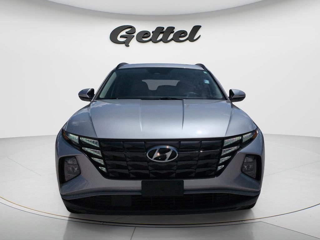 Used 2024 Silver Hyundai SEL image 8