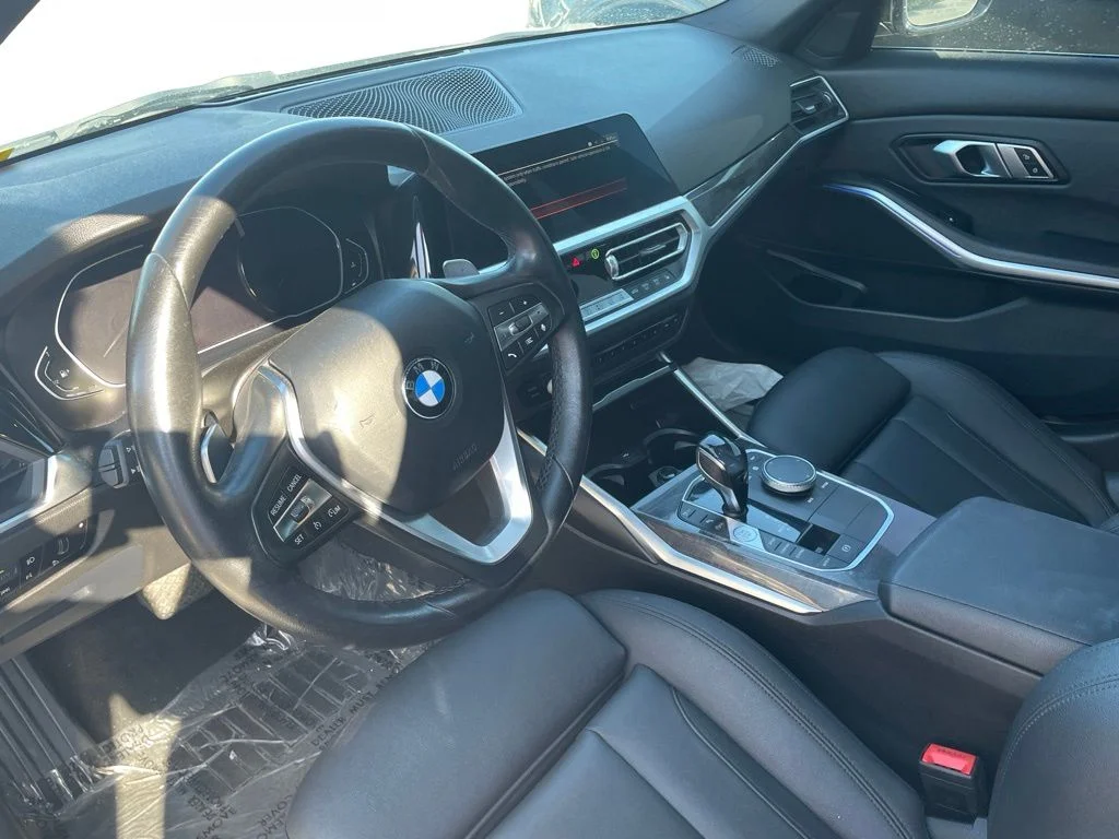 Used 2021 White BMW 330i image 5