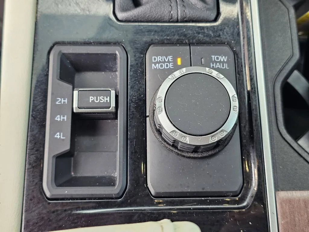 Used 2024  Toyota SR5 image 29