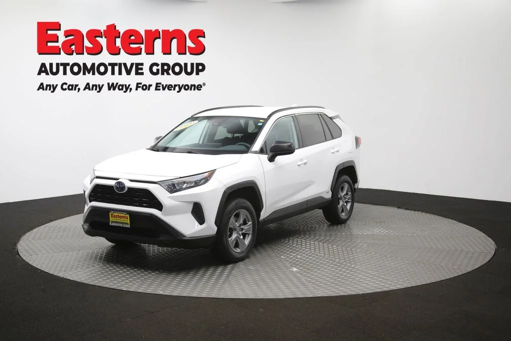 Used 2022 White Toyota LE image 56