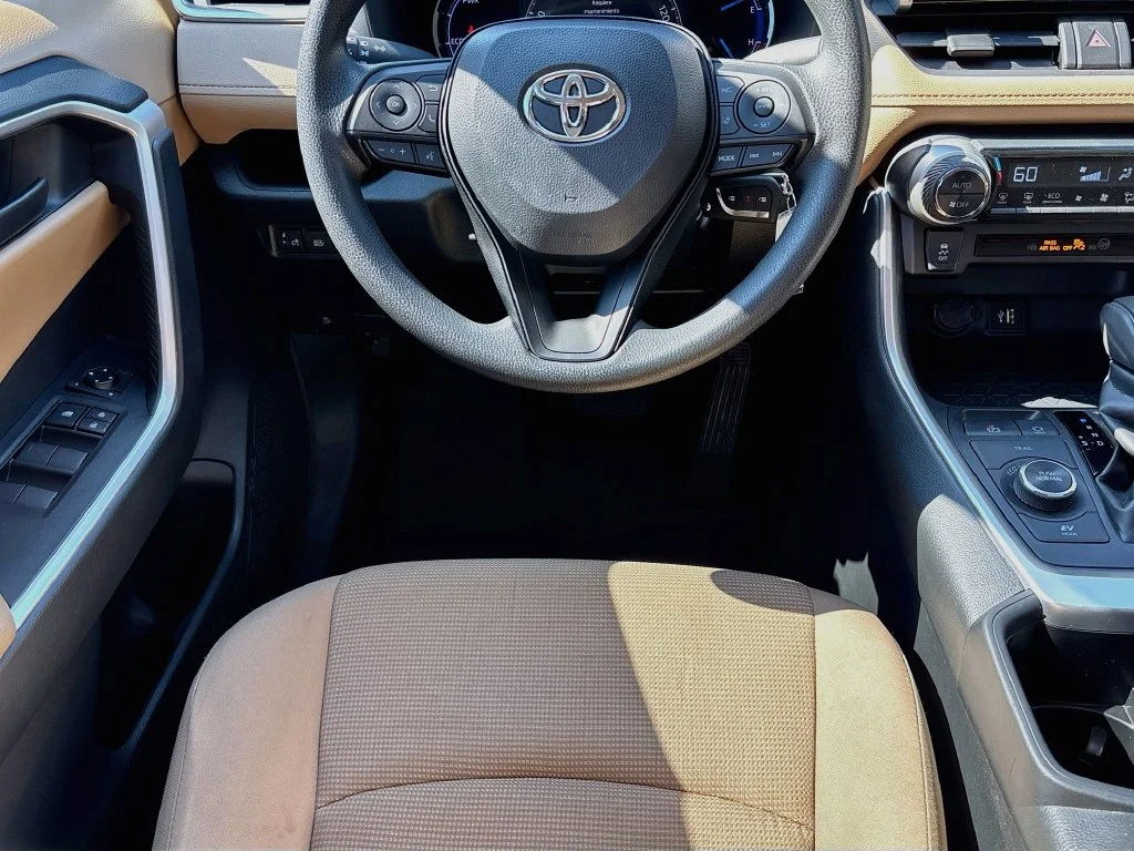 Used 2025 Midnight Black Metallic Toyota LE image 19