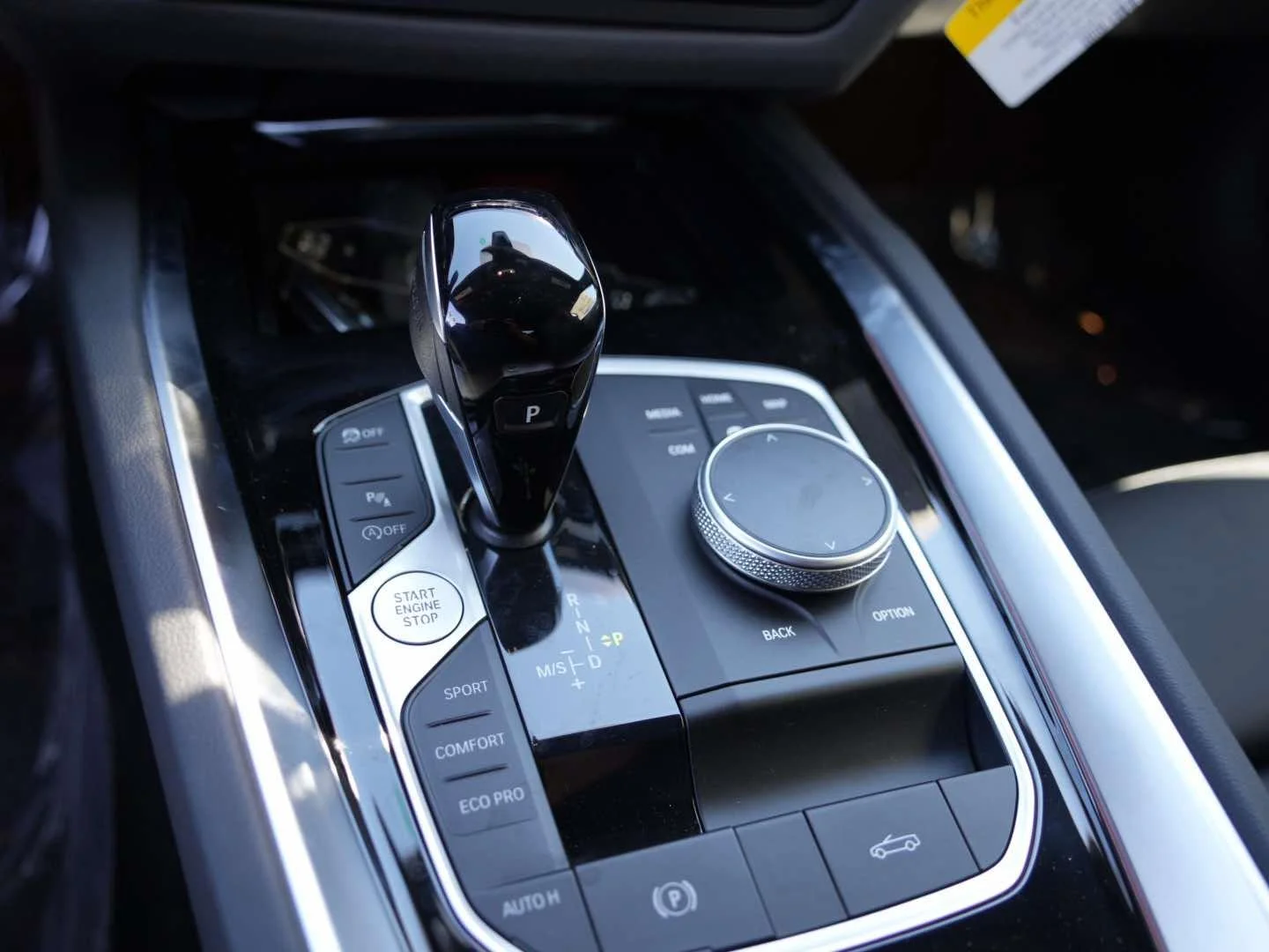New 2026 Thundernight Metallic BMW sDrive30i image 21