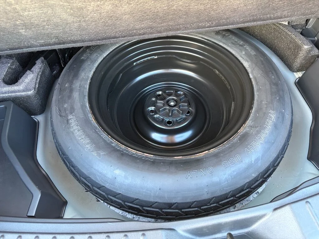 Used 2022  Mazda GS AWD at image 12