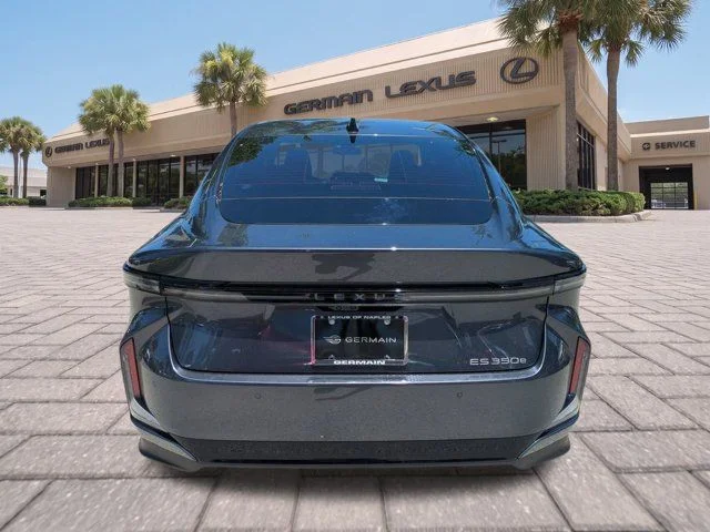 New 2026 Cloudburst Gray Lexus ES 350e LUXURY image 5