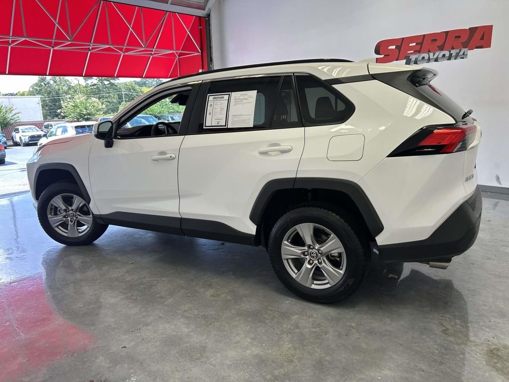 Used 2025 White Toyota XLE image 6