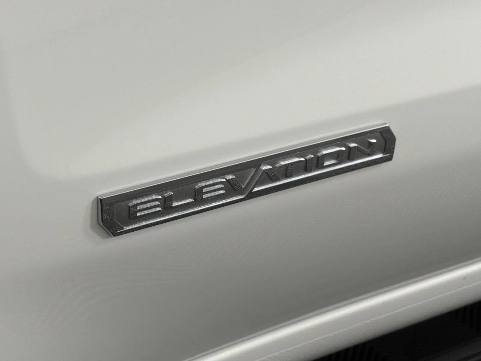 New 2026 Summit White GMC Elevation image 10