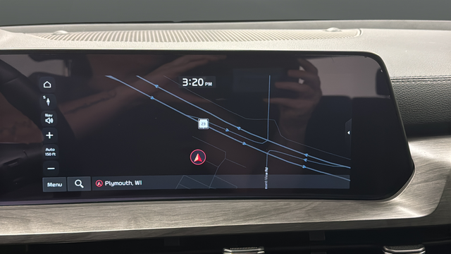 Used 2025 Black Kia SX X-Line image 15