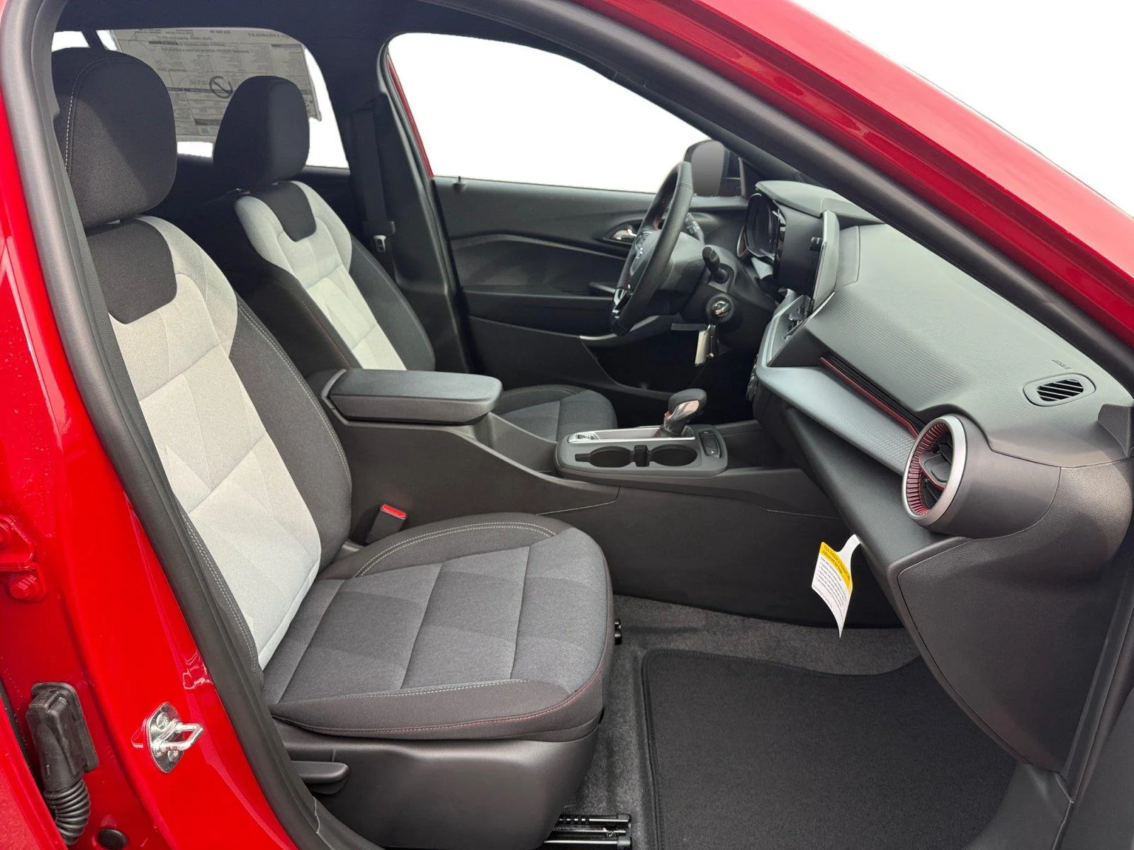2026 Chevrolet Trax RS - Photo 24