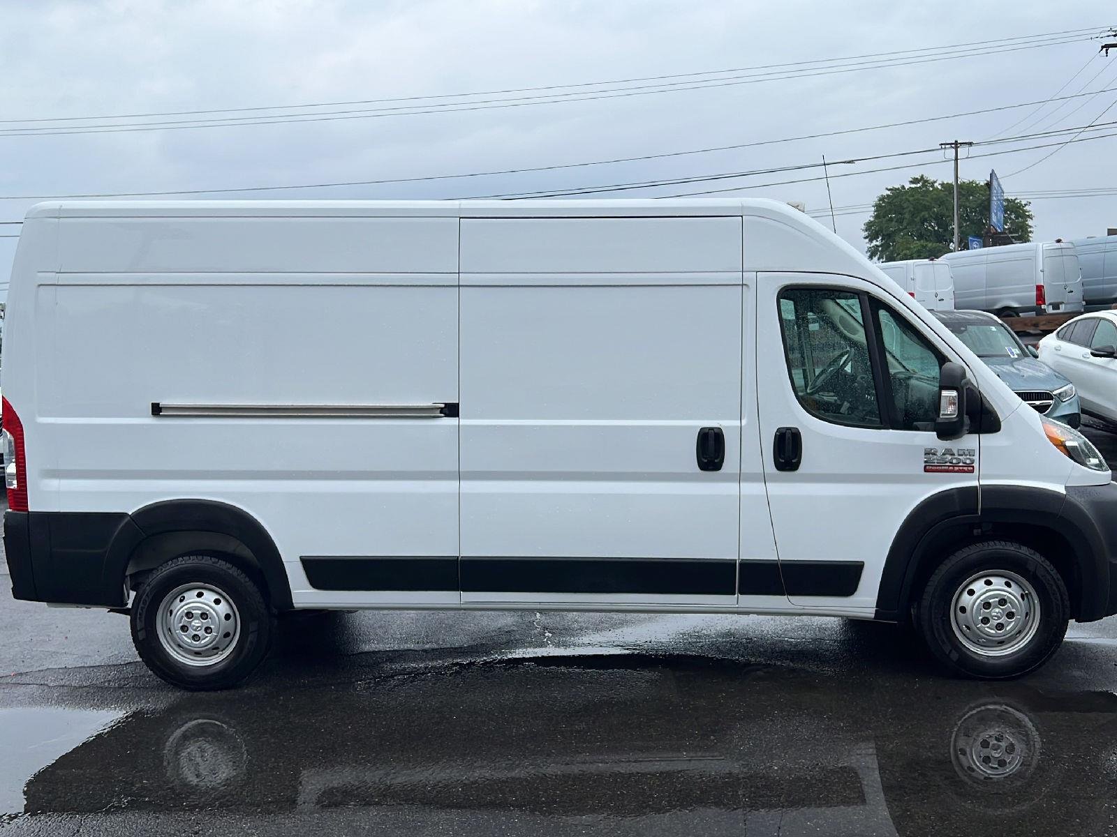 Used 2021 Bright White Clearcoat Ram 2500 159 WB image 7
