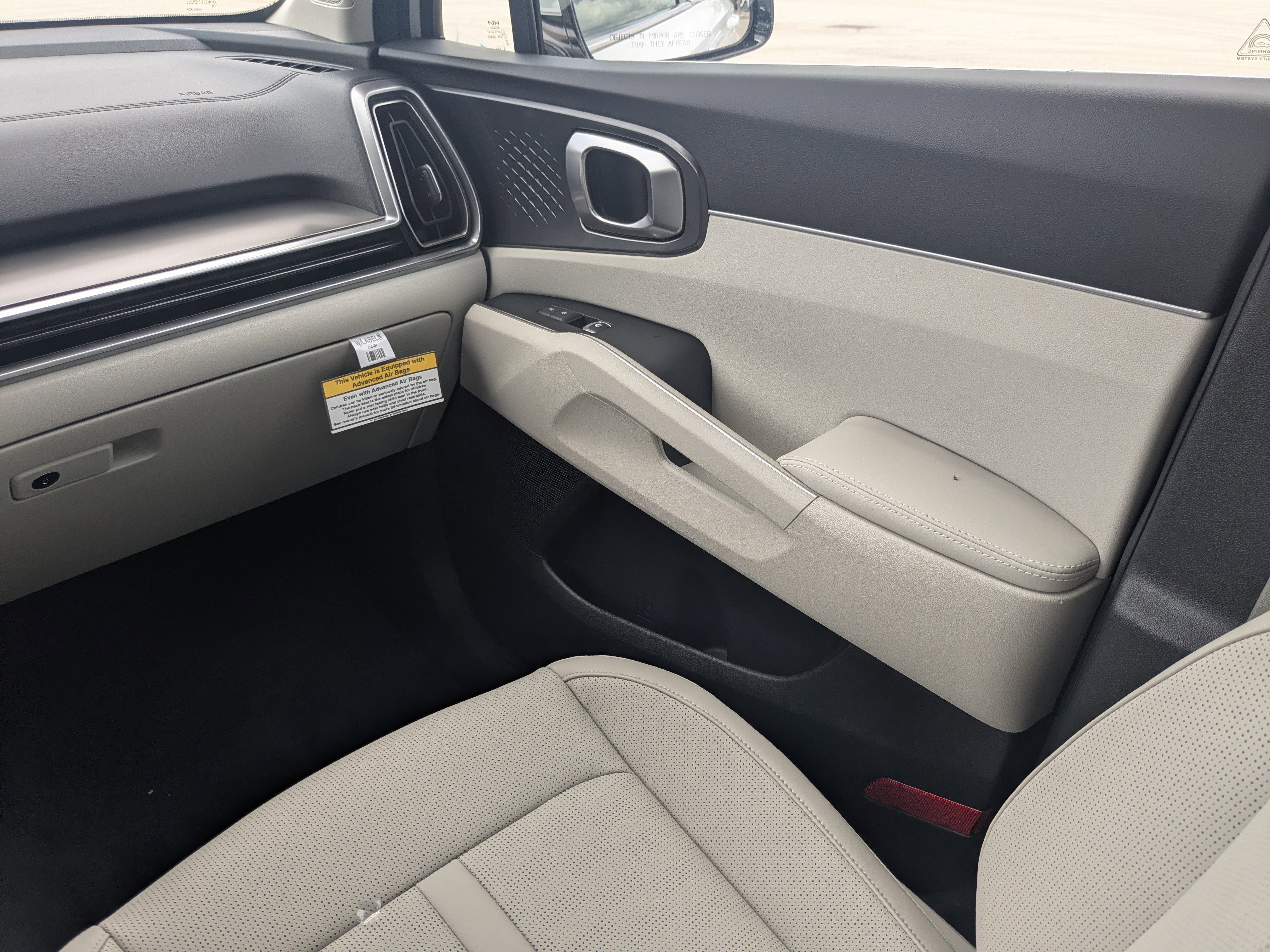 New 2026 Glacial White Pearl Kia EX image 22