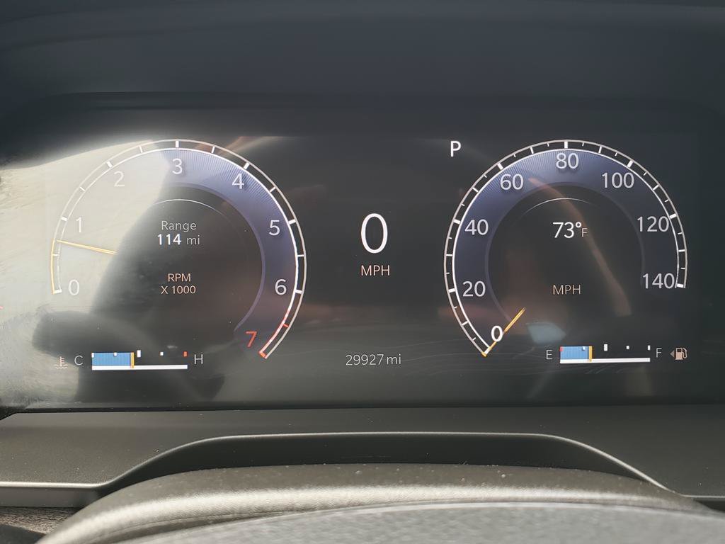 Used 2022 Diamond Black Crystal Pearlcoat Jeep Limited image 24