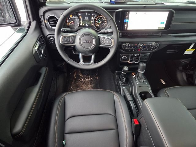 New 2026 Black Clear-Coat Exterior Paint Jeep Sahara image 13