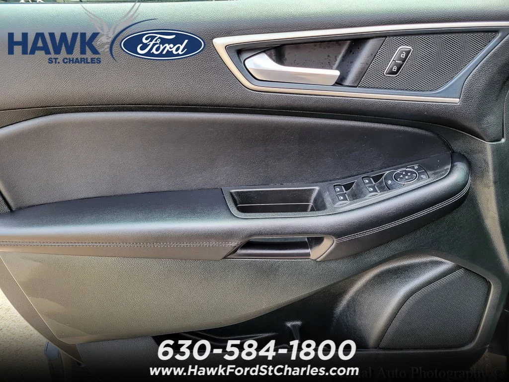 Used 2023 Blue Metallic Ford SEL image 17