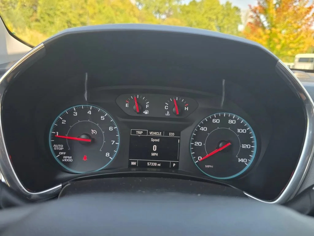 Used 2020 SILVER ICE METALLIC Chevrolet LS image 31