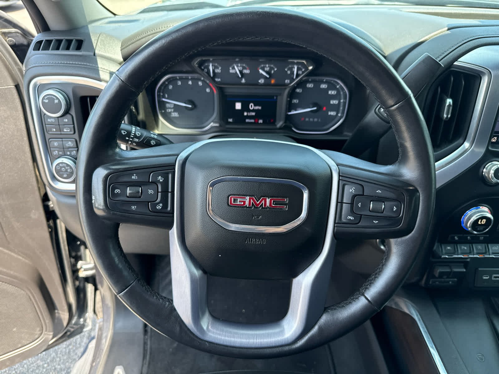Used 2019 DARK SKY METALLIC GMC SLT image 14