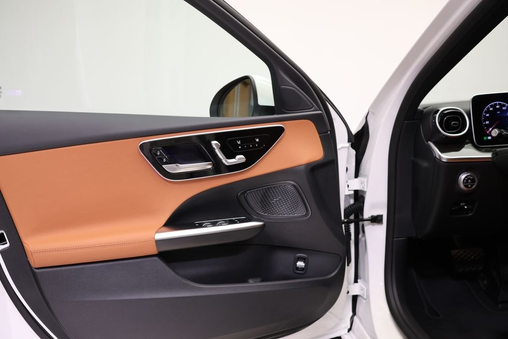 New 2026 Polar White Mercedes-Benz C 300 image 30
