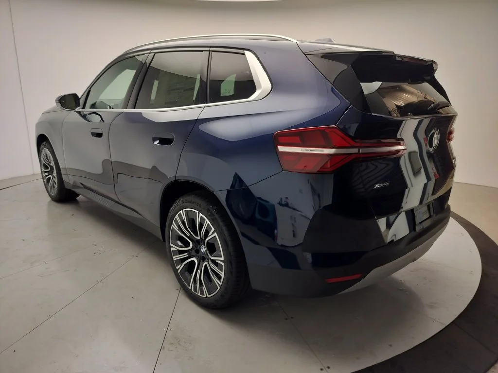 Used 2026 Tanzanite Blue II Metallic BMW 30 xDrive image 4