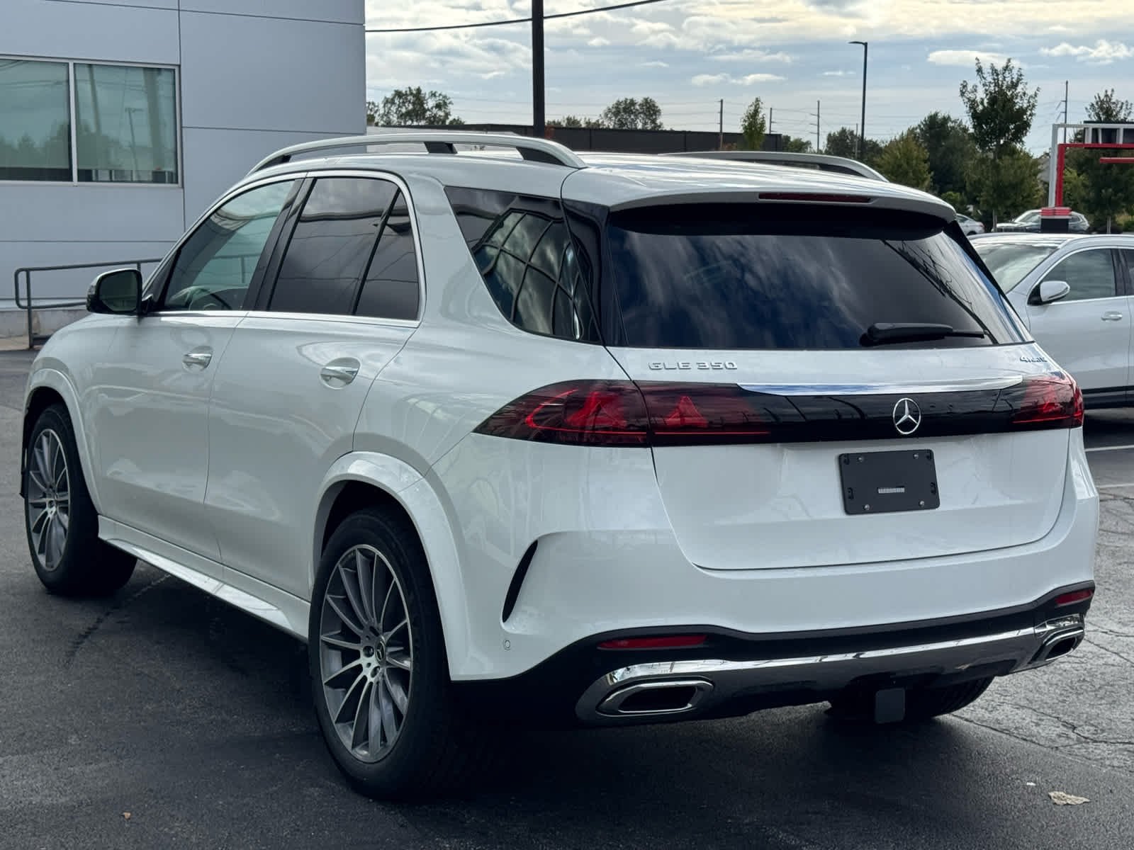 New 2027 Polar White Mercedes-Benz GLE 350 image 7