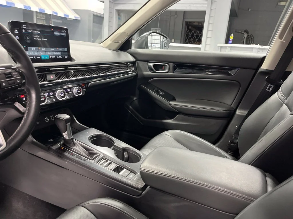 2022 Honda Civic Touring - Photo 51