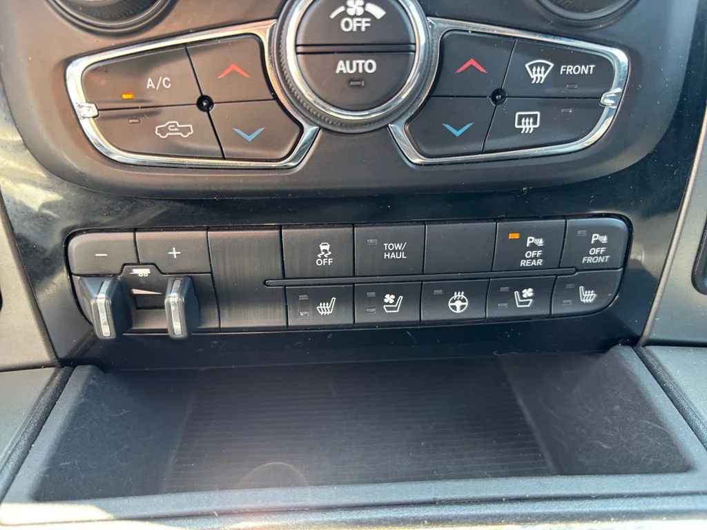 Used 2016 Blue Ram Sport image 36