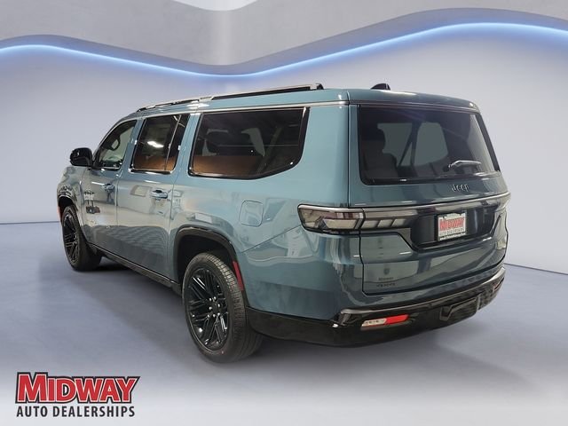 New 2026 Steel Blue Exterior Paint Jeep Limited Reserve image 3