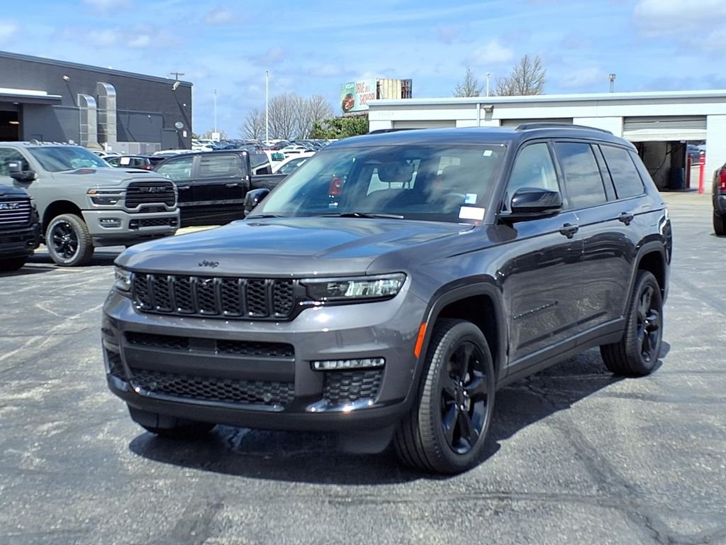 Used 2023 Jeep Grand Cherokee L Limited with VIN 1C4RJKBG1P8753705 for sale in Kansas City