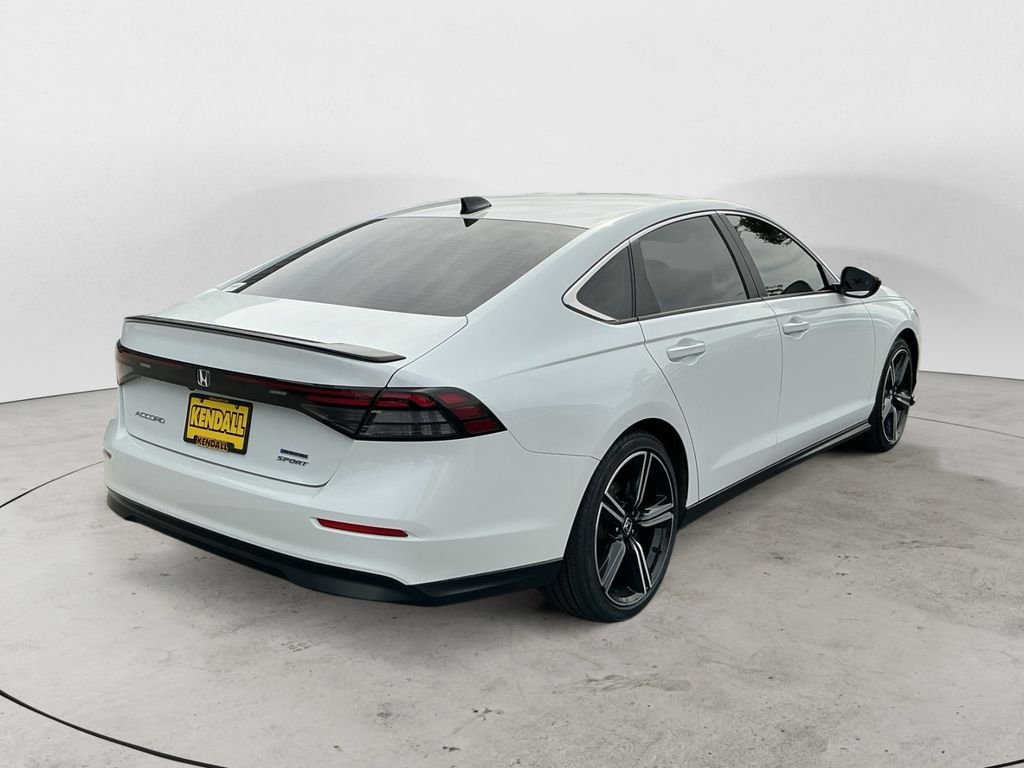 Used 2024 White Honda Sport image 7