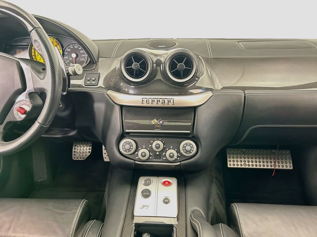 Used 2009  Ferrari  image 13