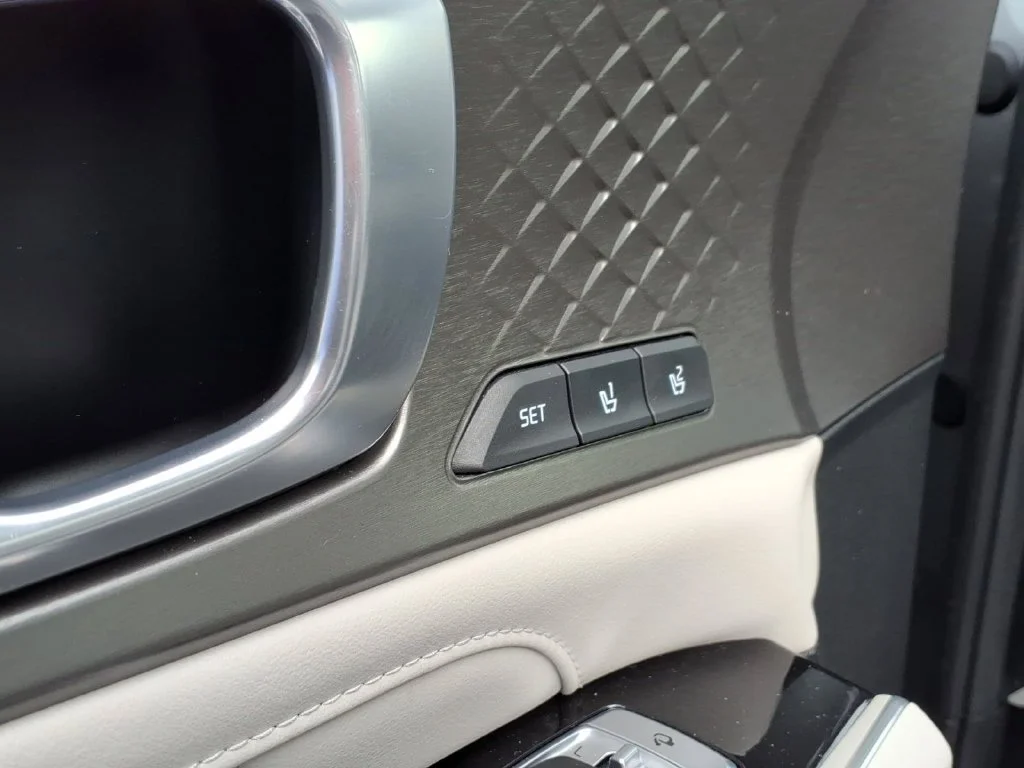 Used 2023 Steel Gray Kia SX Prestige image 27