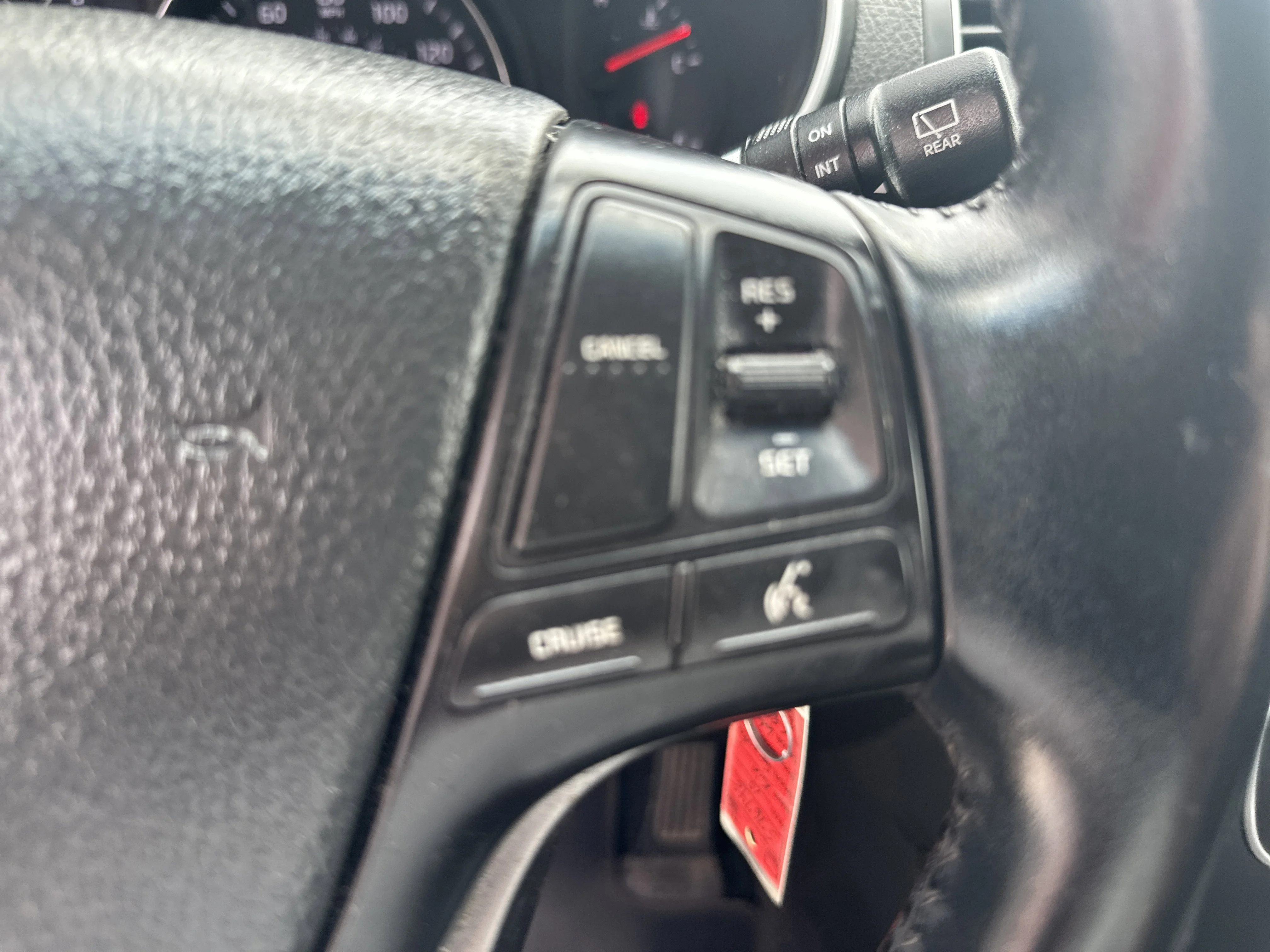 Used 2015 Snow White Pearl Kia LX image 12