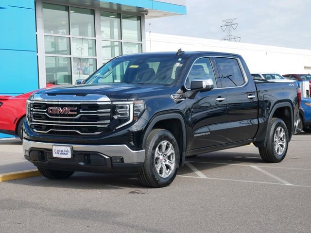 Used 2025 GMC Sierra 1500 SLT with VIN 3GTUUDED6SG179202 for sale in Roseville, Minnesota
