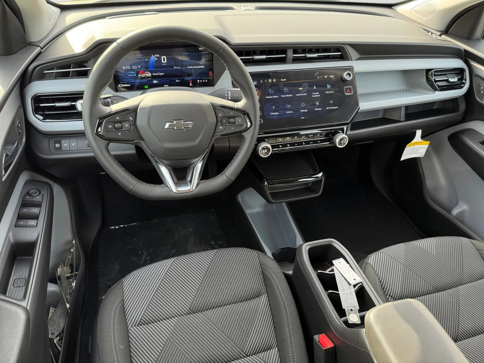 2027 Chevrolet Bolt LT - Photo 15