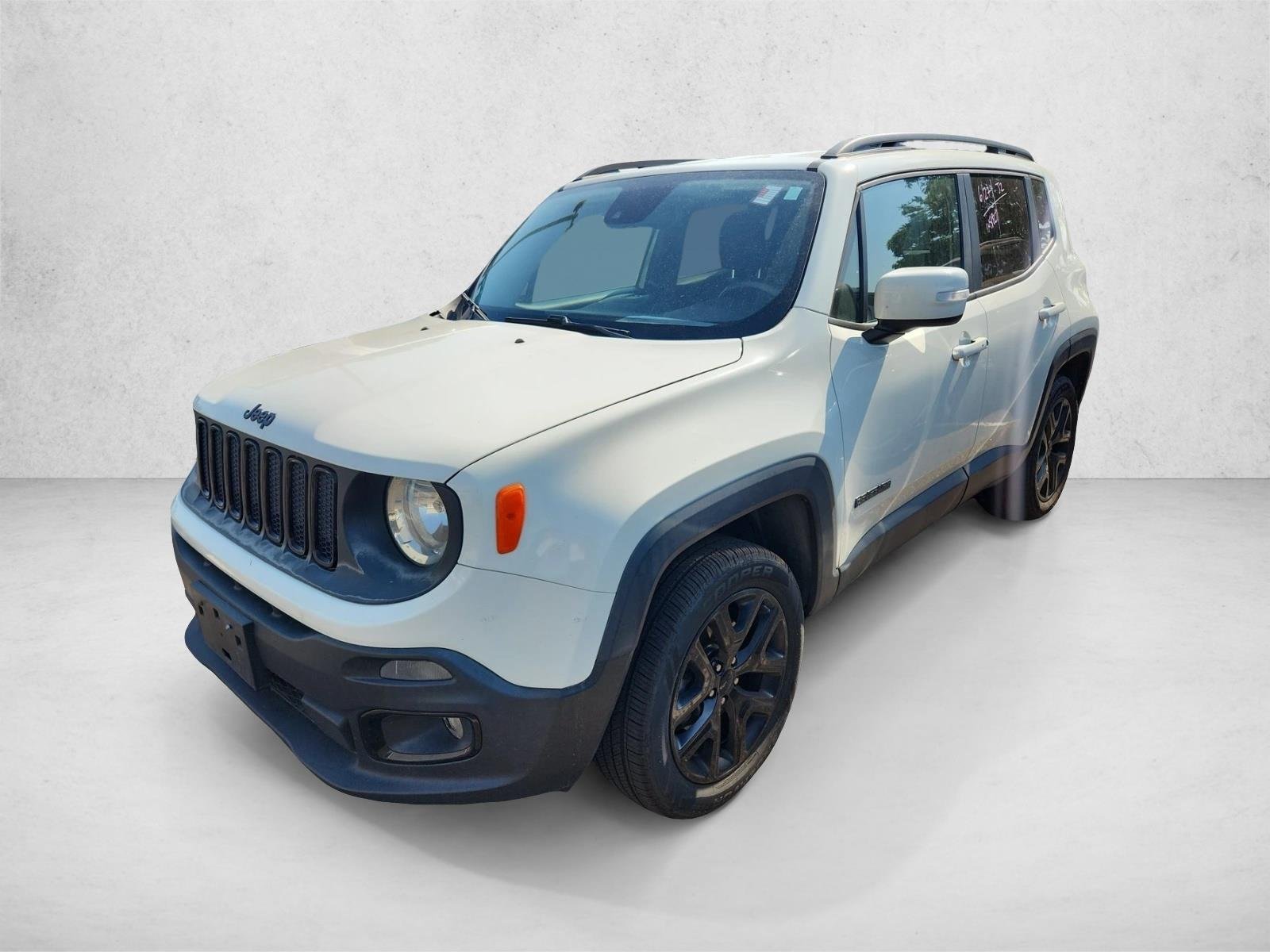 Used 2017 Alpine White Jeep Altitude image 13