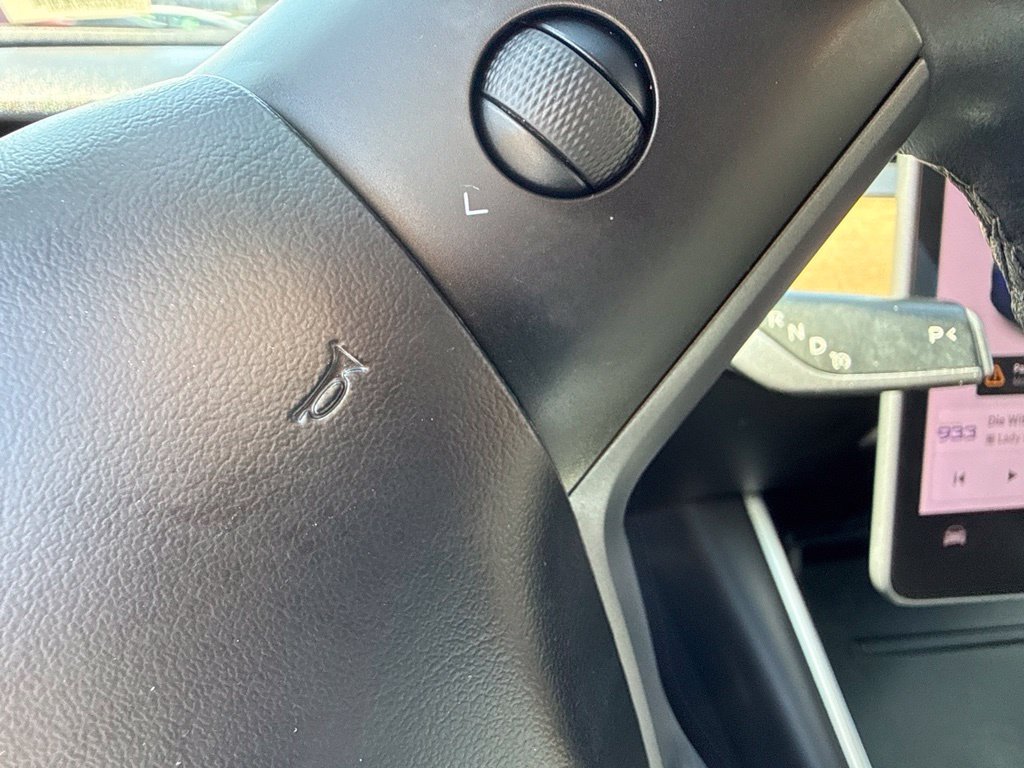 Used 2018 Blue Tesla Long Range image 18
