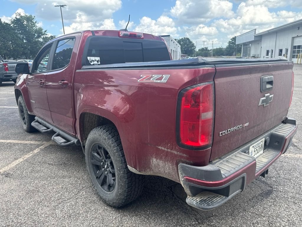 Certified Used 2018 Red Chevrolet Z71 image 4