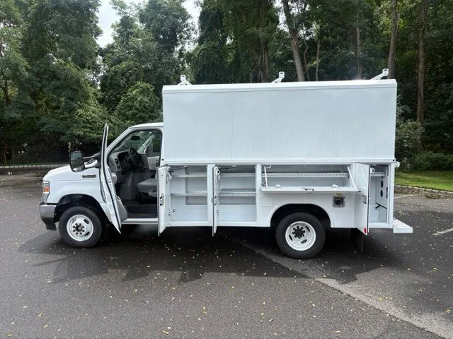 2026 Ford E-Series Cutaway Base - Photo 23