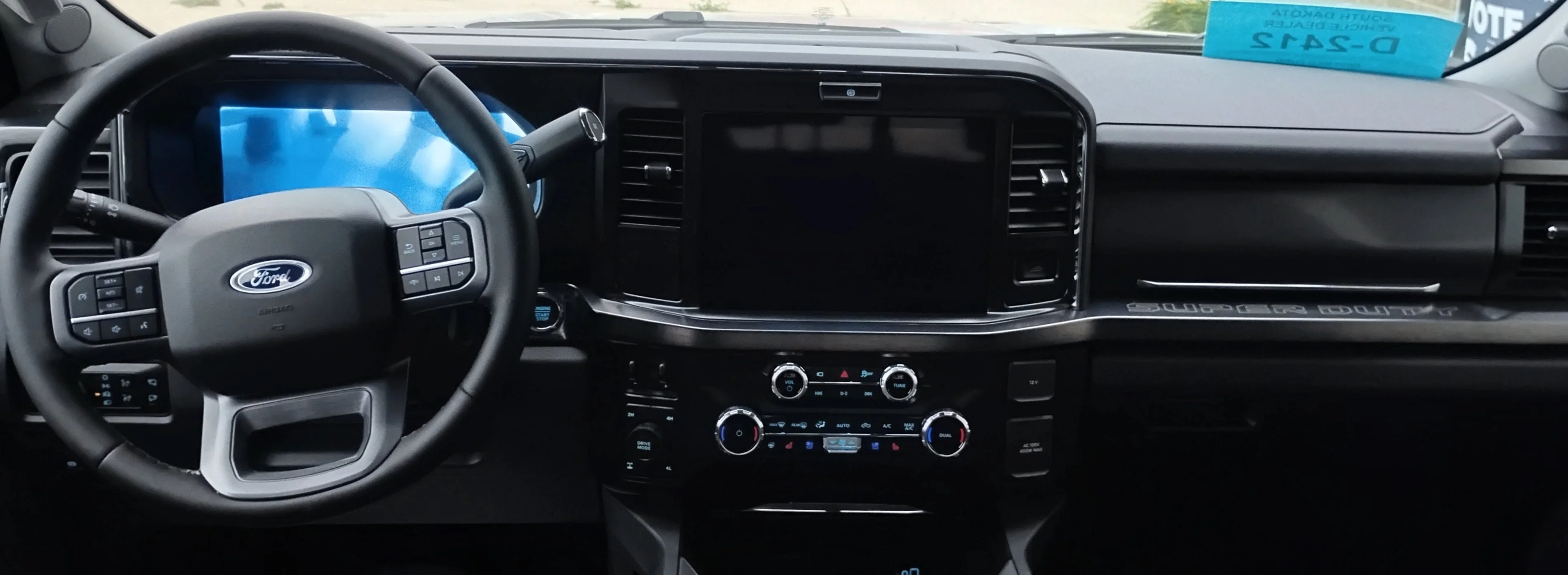 2026 Ford F-350 Super Duty Lariat - Photo 12