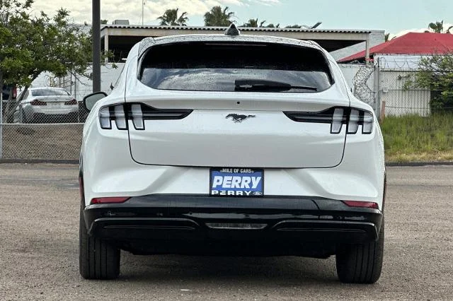 New 2026 Star White Metallic Tri-coat Ford Premium image 29