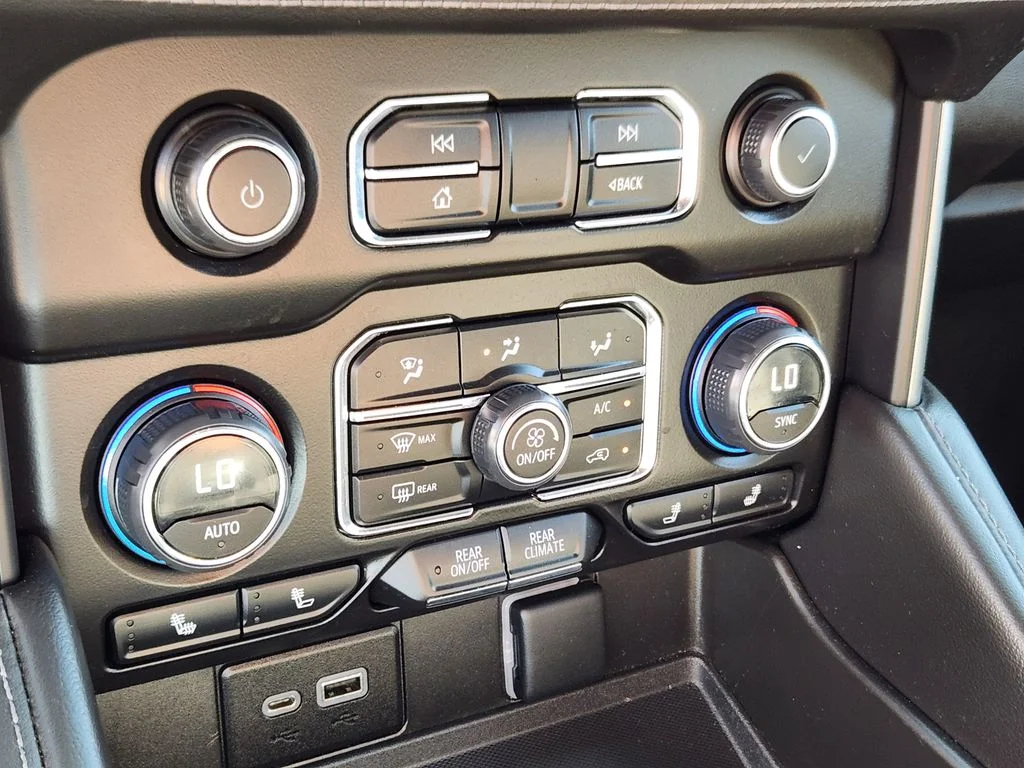 Used 2023 Sterling Gray Metallic Chevrolet LT image 19