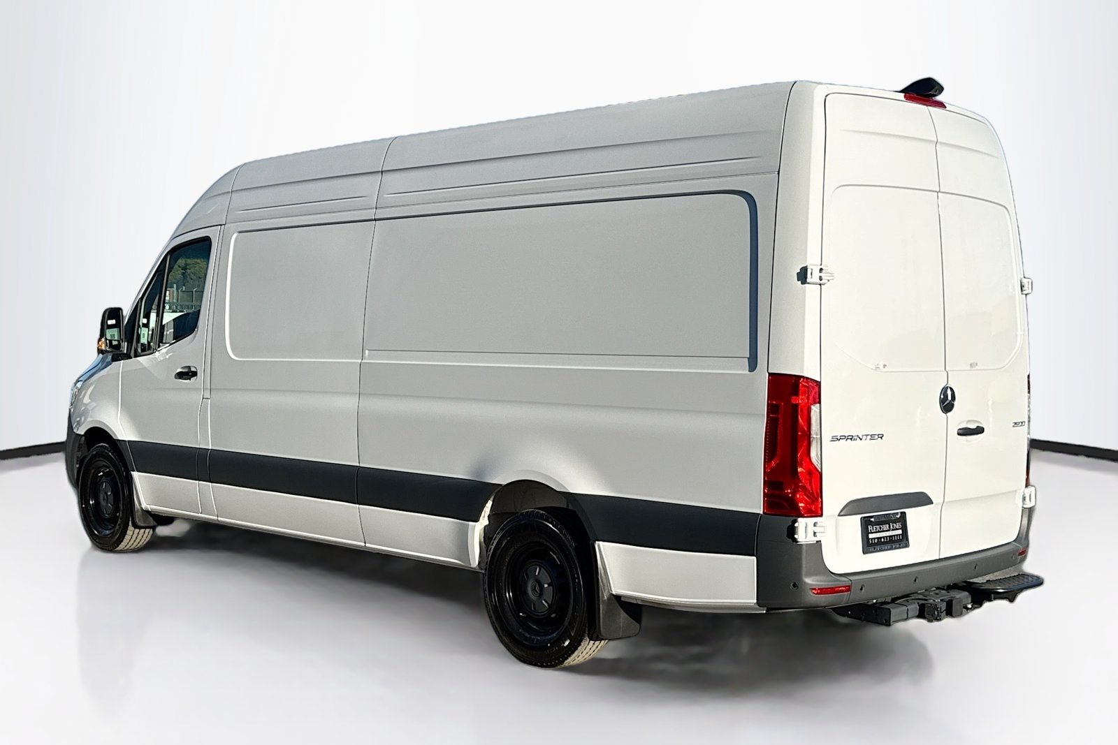New 2026 Arctic+White Mercedes-Benz  image 7