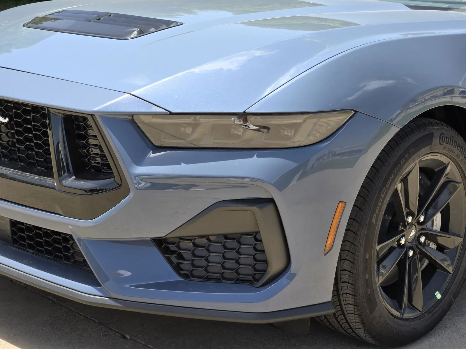 New 2026 Vapor Blue Metallic Ford GT Fastback image 5