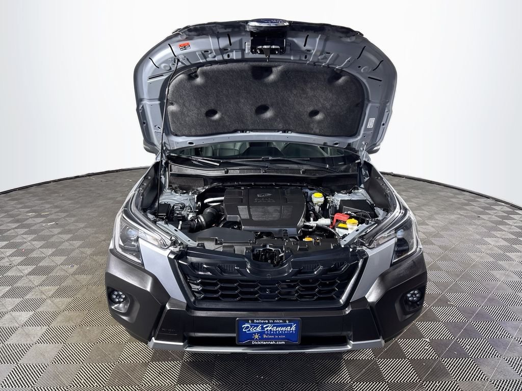 Used 2022 Ice Silver Metallic Subaru Wilderness image 23