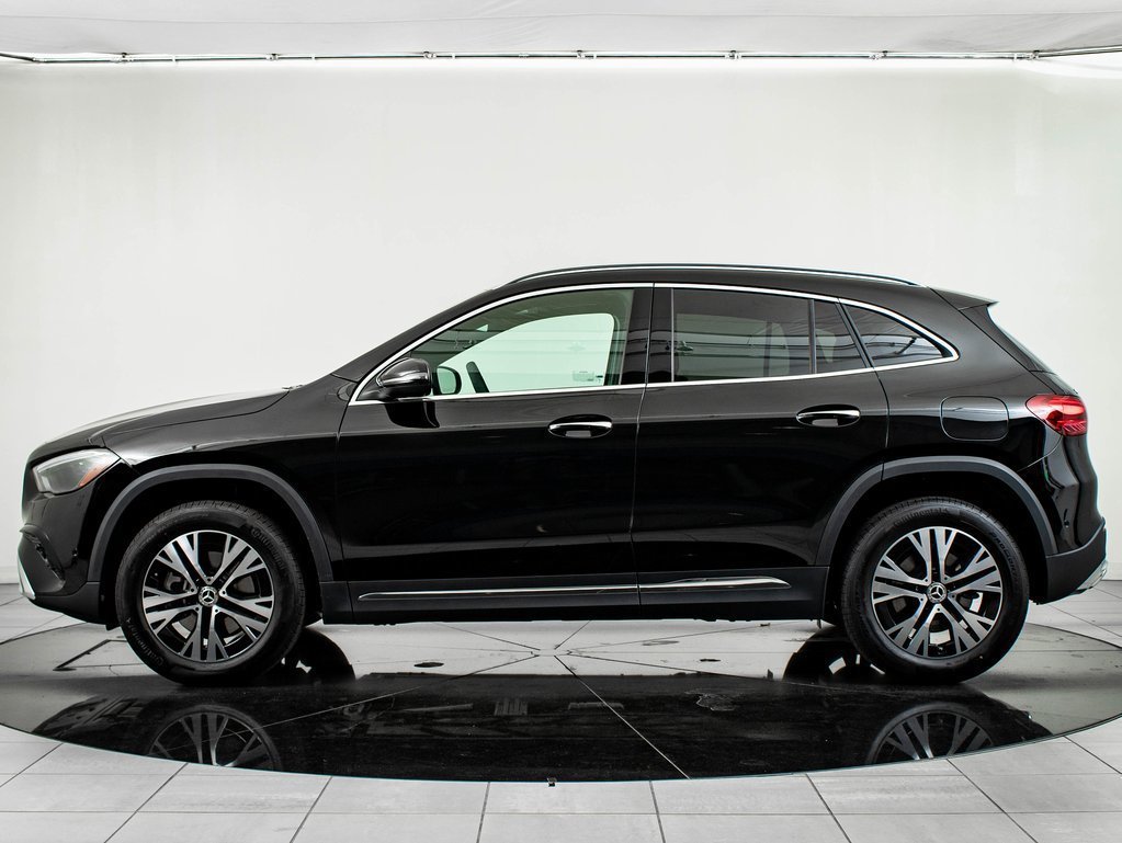 Used 2026 Night Black Mercedes-Benz GLA 250 image 5