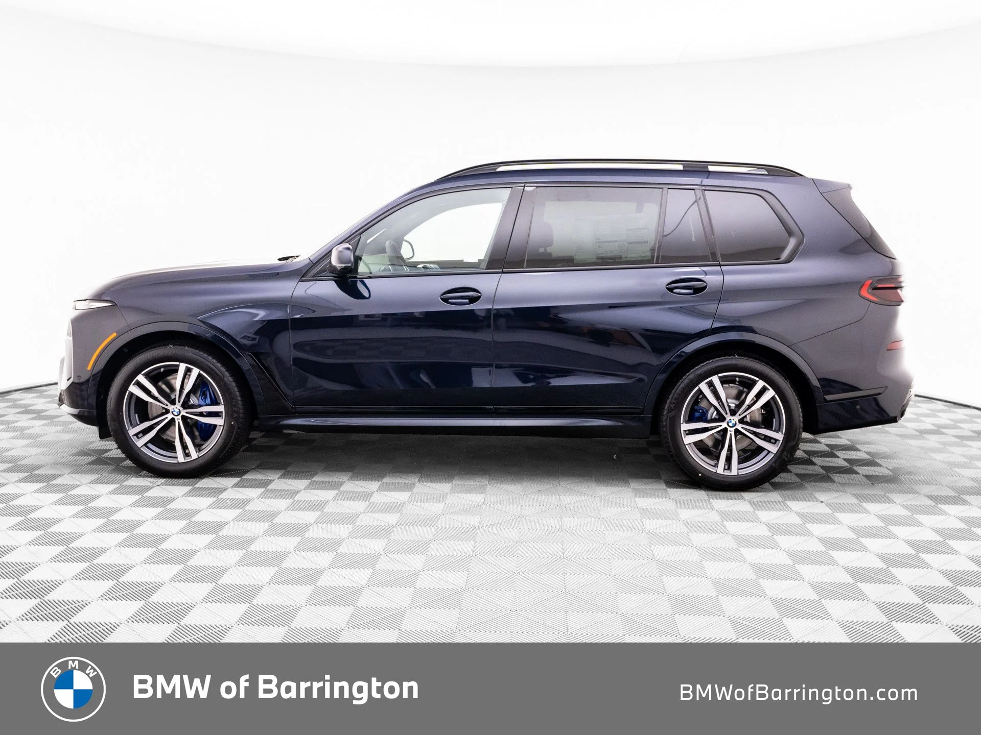 New 2027 Black BMW xDrive40i image 2
