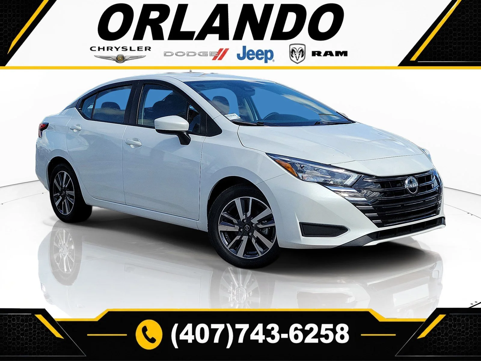 Used 2025 Aspen White Tricoat Nissan SV image 1