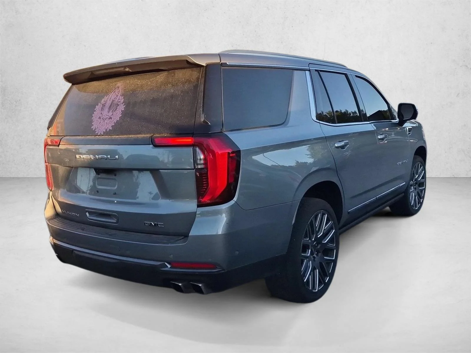 Used 2025 Sterling GMC Denali Ultimate image 5