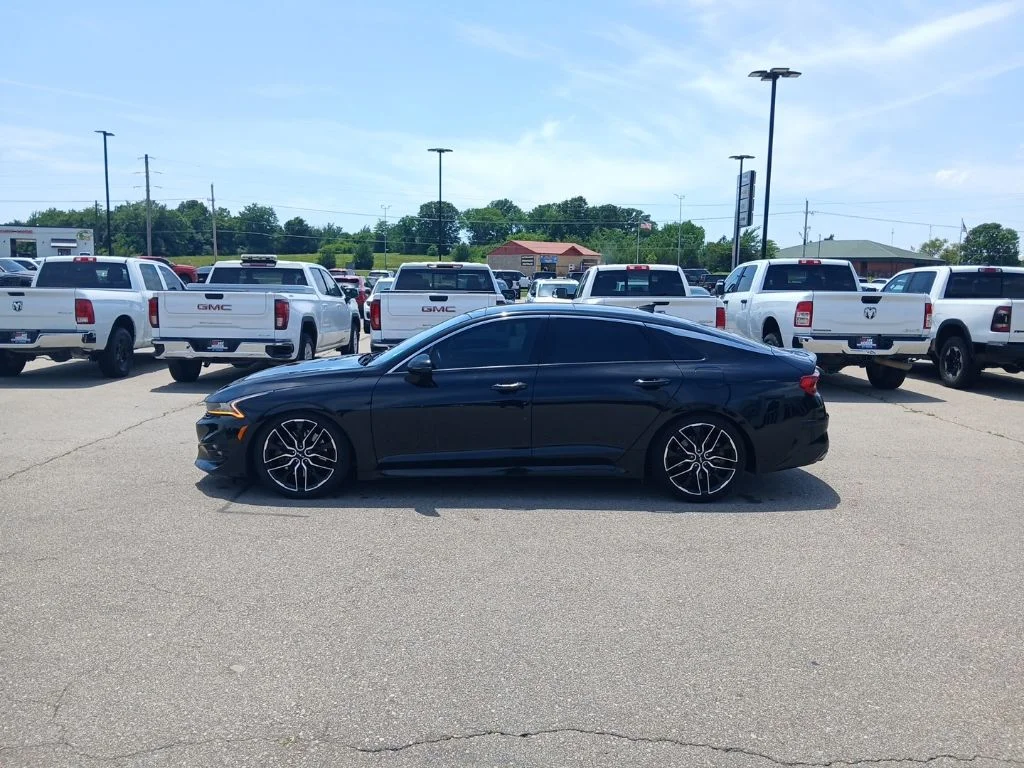 Used 2023 Black Kia GT image 5