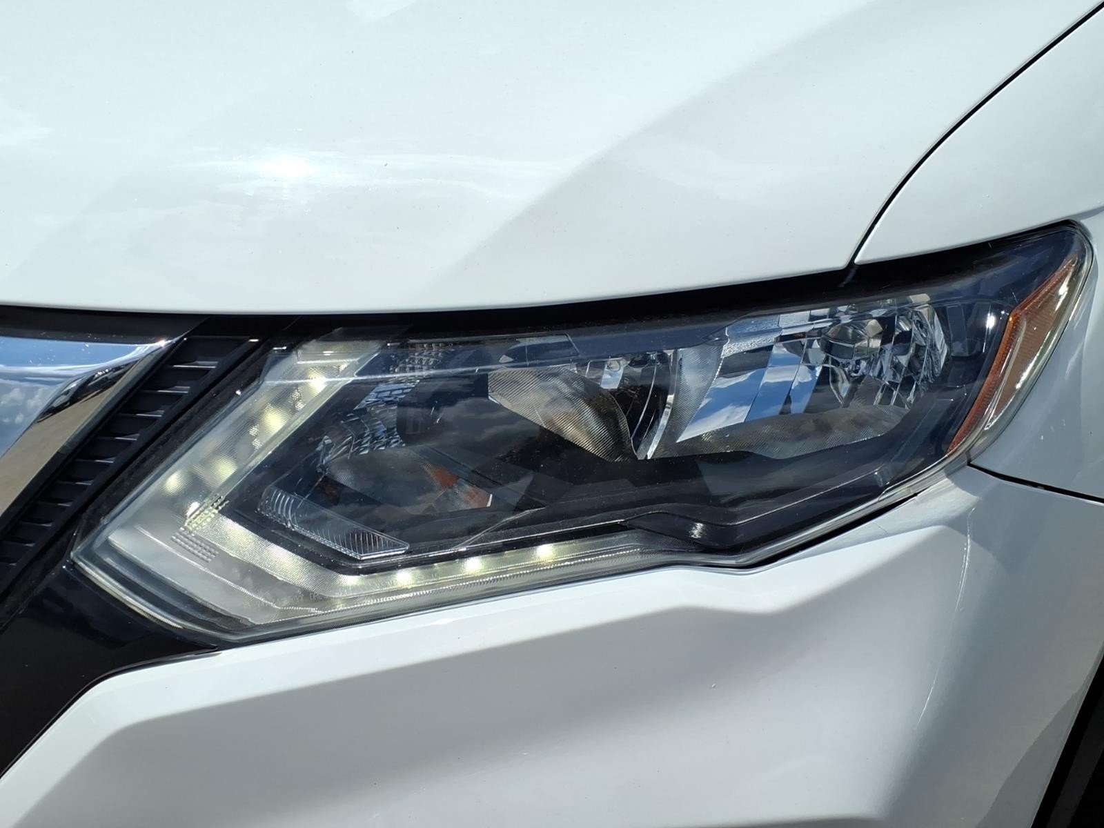 2019 Nissan Rogue SV White at Ron Craft Chevrolet Cadillac