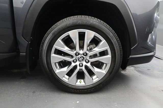 Used 2024 Magnetic Gray Metallic Toyota XLE Premium image 16