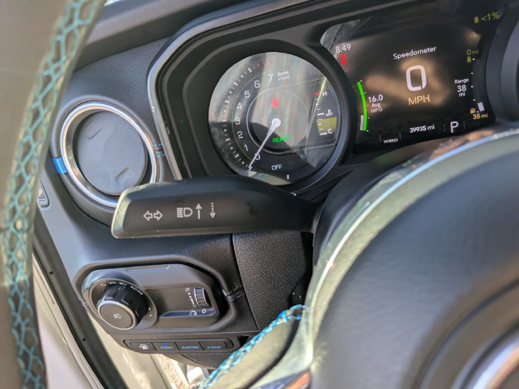Used 2024 White Jeep High Altitude 4xe image 31